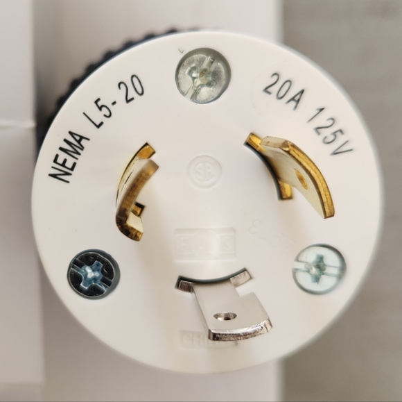 Hubbell Locking Plugs TWO PIECES 20A 125V AC NEMA L 5-20P 2 Pole 3Wire Grounding - Picture 6 of 7